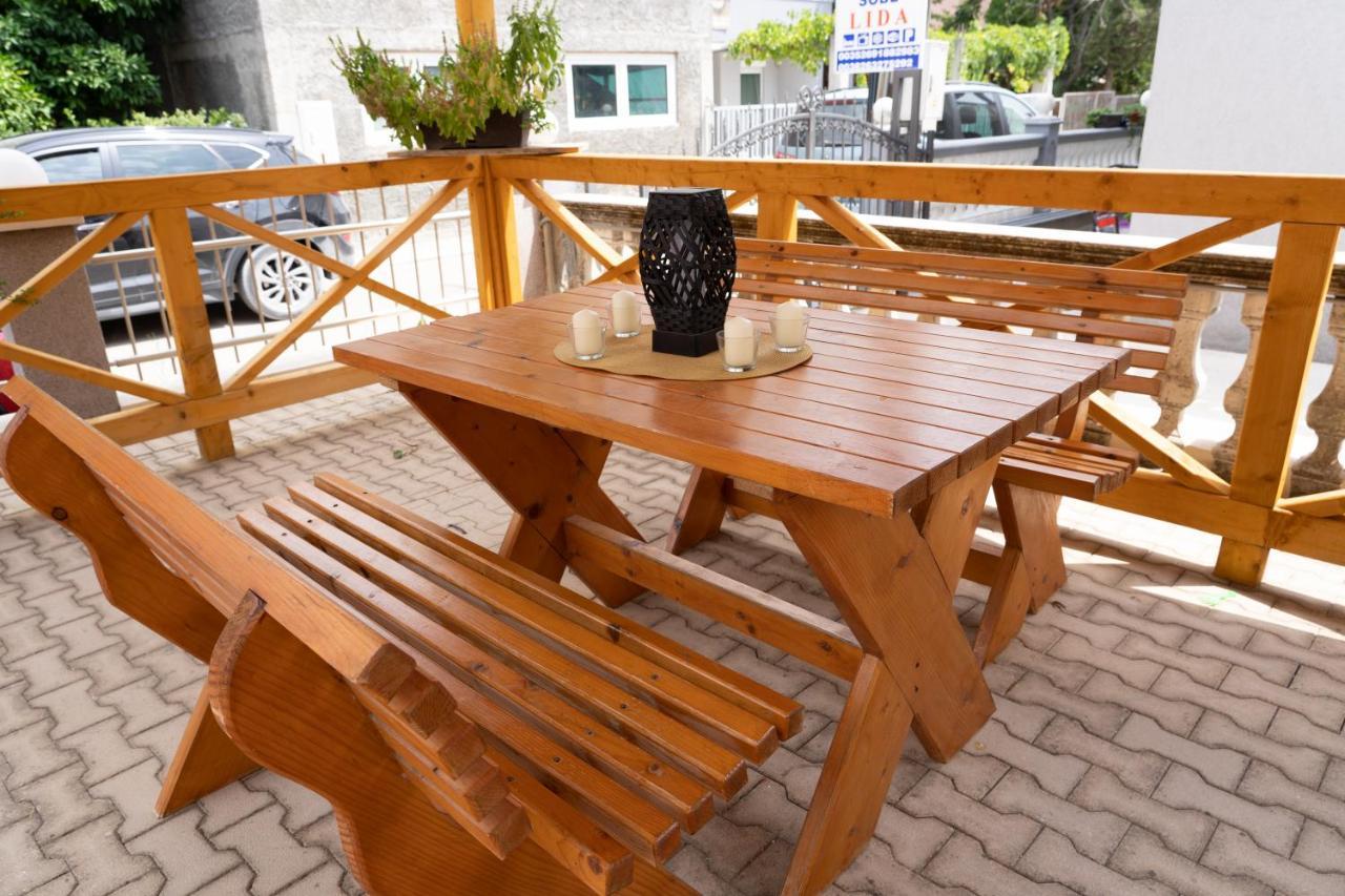 Apartments Sejla Ulcinj Exterior photo